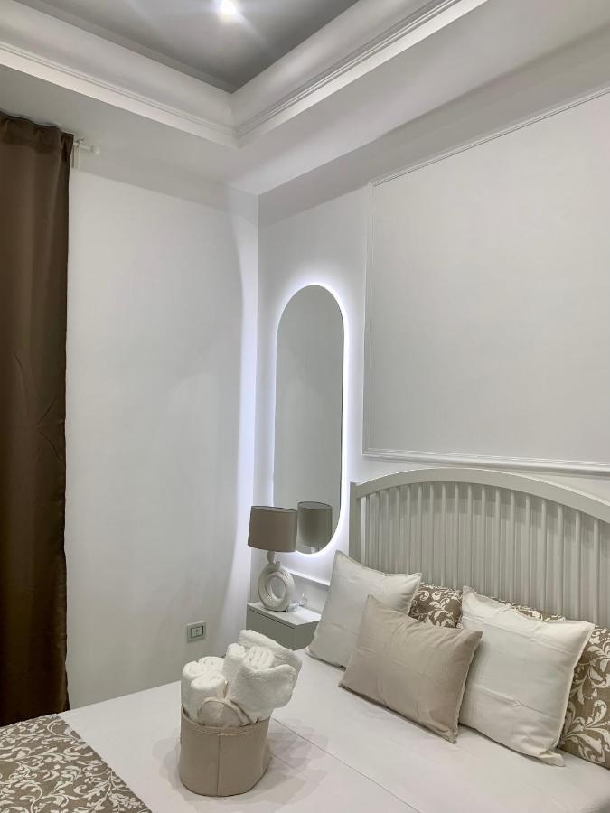 Ferdinando'S Home نابولي المظهر الخارجي الصورة