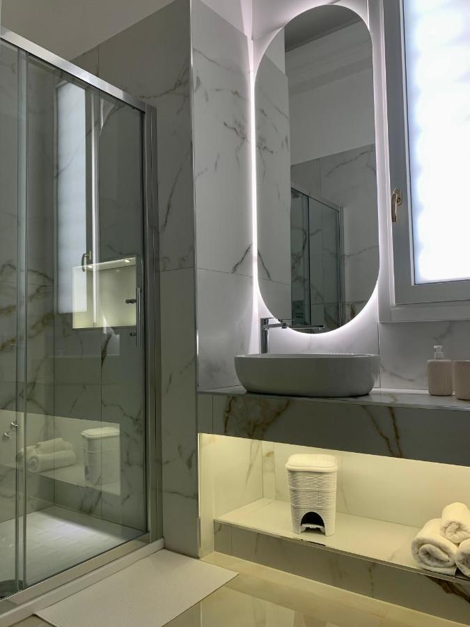 Ferdinando'S Home نابولي المظهر الخارجي الصورة