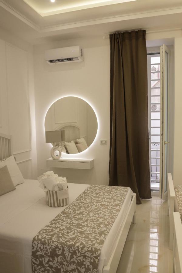 Ferdinando'S Home نابولي المظهر الخارجي الصورة